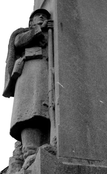 serge-philippe-lecourt-2016-monument-aux-morts-messei-61-1